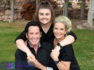 wayne newton wife 